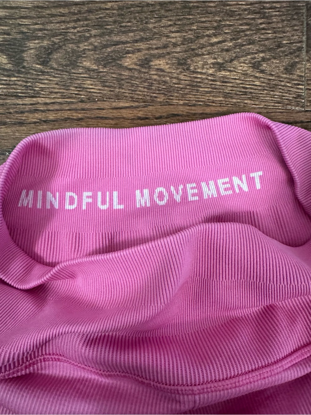 ALO Yoga 5" Seamless Ribbed Favorite Short Pink Size XS *READ Description - Picture 4 of 9